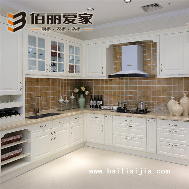無(wú)錫整體櫥柜小編教你如何選擇和使用合適的廚房清潔工具