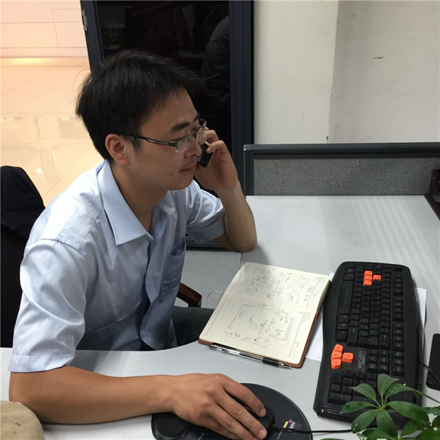 設(shè)計(jì)師5.jpg 設(shè)計(jì)師5.jpg
