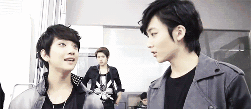 0 (2).gif 0 (2).gif