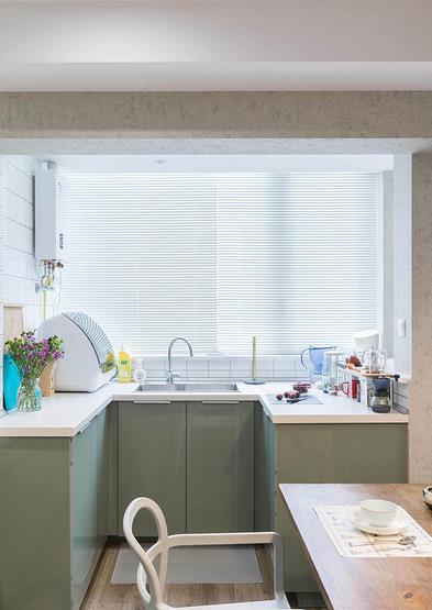 全屋定制家具.jpg 全屋定制家具.jpg